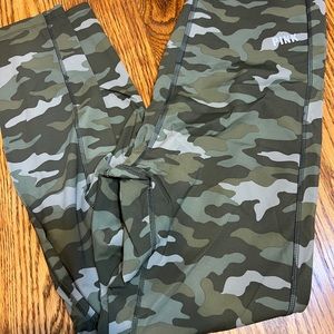 Victoria’s Secret Pink legging